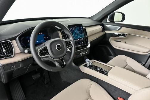 2026 Volvo XC90 B6 Plus 7-Seater