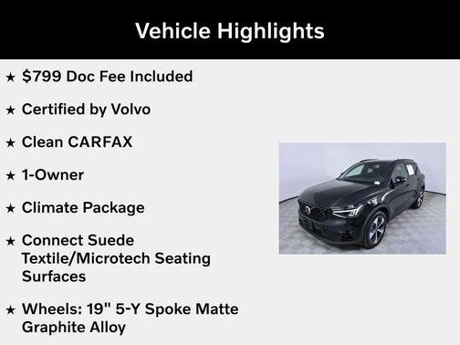 Onyx Black Metallic 2025 Volvo XC40 B5 Plus Dark Theme