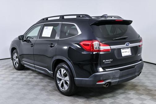 Crystal Black Silica 2019 Subaru Ascent Premium 7-Passenger