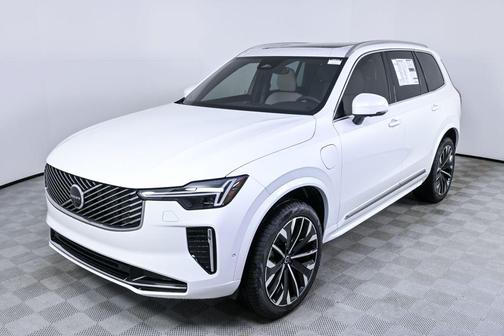 2026 Volvo XC90 Plug-In Hybrid T8 Plus 7-Seater