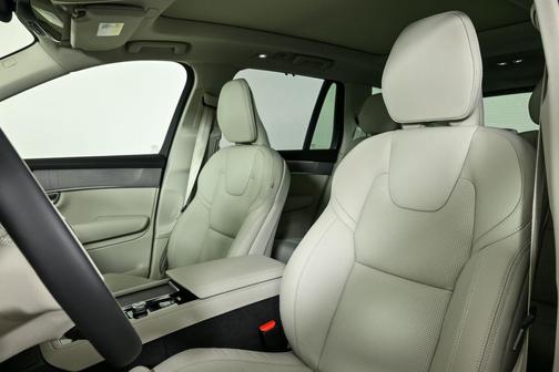 2026 Volvo XC90 Plug-In Hybrid T8 Ultra 7-Seater