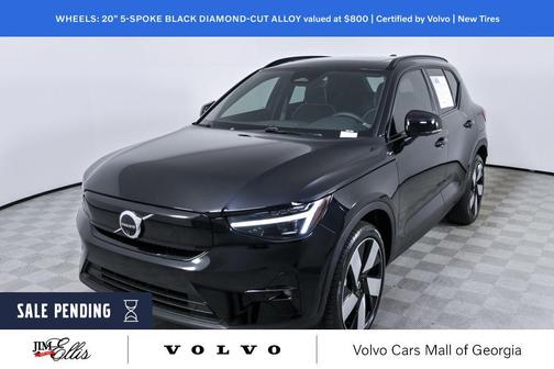 Onyx Black Metallic 2024 Volvo XC40 Recharge Pure Electric Twin Plus