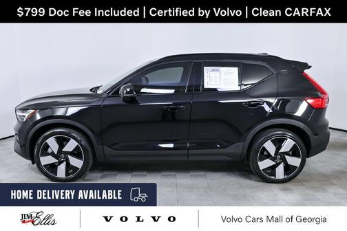 Onyx Black Metallic 2024 Volvo XC40 Recharge Pure Electric Twin Plus