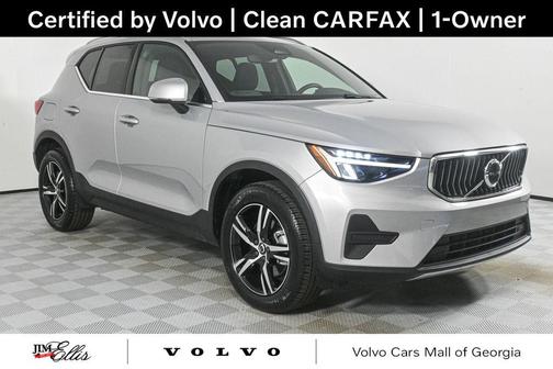 2025 Volvo XC40 B5 Core Bright Theme