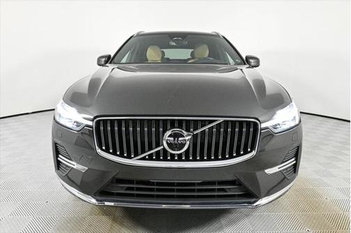 2022 Volvo XC60 B5 Inscription