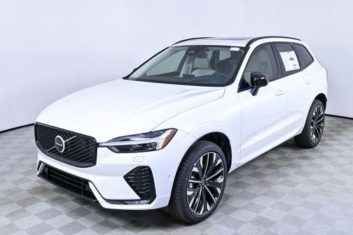 2026 Volvo XC60 B5 Ultra