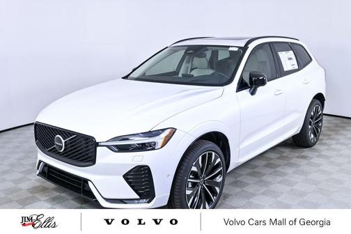 Crystal White Metallic 2026 Volvo XC60 B5 Ultra