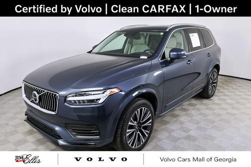 2022 Volvo XC90 T5 Momentum