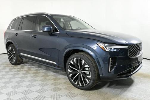 2025 Volvo XC90 B6 Ultra