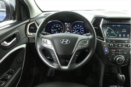 2017 Hyundai SANTA FE Limited Ultimate