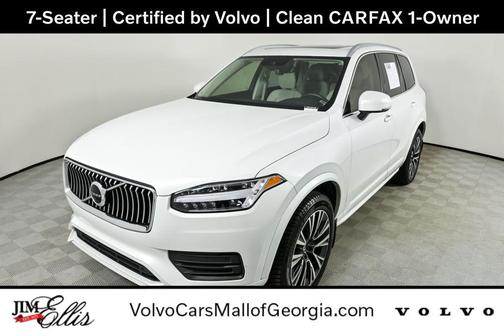 2022 Volvo XC90 T6 Momentum