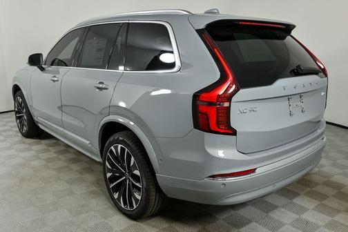 2026 Volvo XC90 B6 Ultra 7-Seater