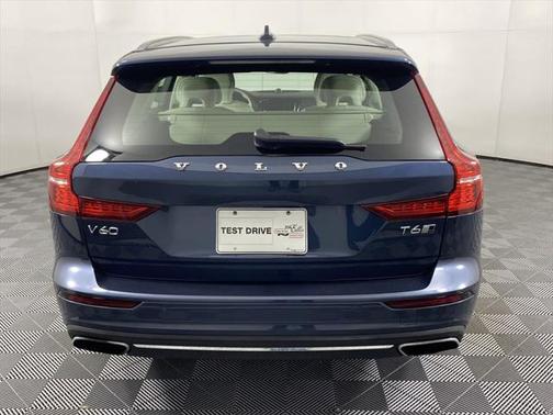 2019 Volvo V60 T6 Inscription