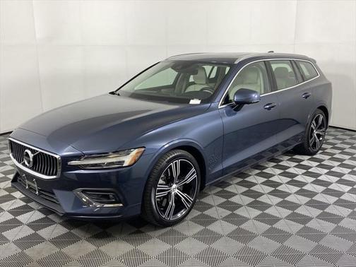 2019 Volvo V60 T6 Inscription