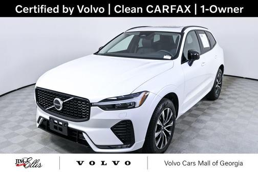Crystal White Metallic 2025 Volvo XC60 B5 Core