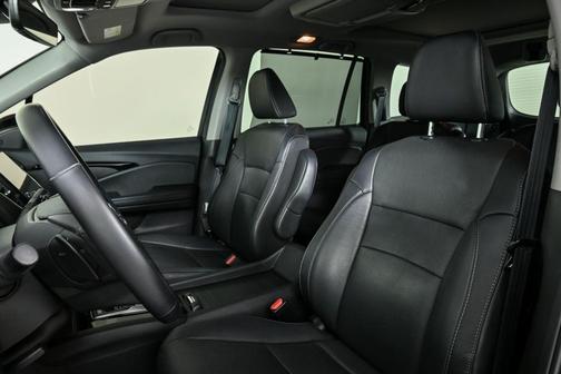 2020 Honda Pilot AWD Elite