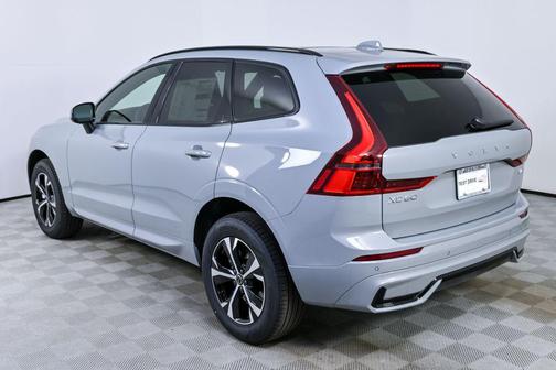 2026 Volvo XC60 B5 Core