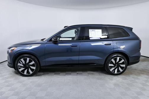 2025 Volvo EX90 Ultra, Twin Motor, Fully electric, 7 Seats