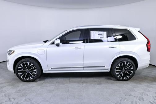 2026 Volvo XC90 Plug-In Hybrid T8 Plus 7-Seater