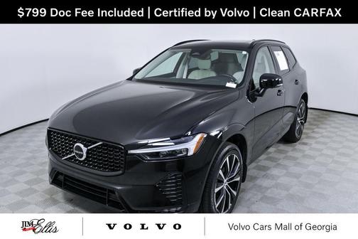 Onyx Black Metallic 2023 Volvo XC60 B5 Plus Dark Theme