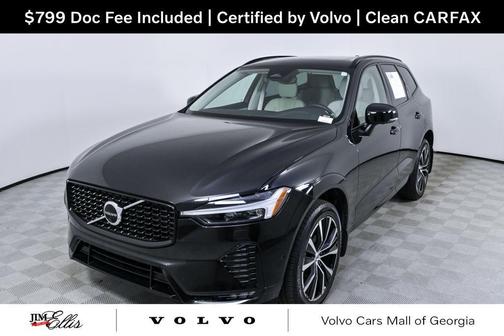 Onyx Black Metallic 2023 Volvo XC60 B5 Plus Dark Theme