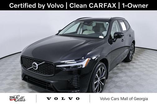 Onyx Black Metallic 2023 Volvo XC60 B5 Plus Dark Theme