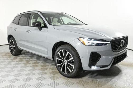 2025 Volvo XC60 Plus