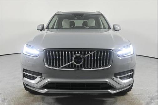 2024 Volvo XC90 B6 Plus Bright Theme 7-Seater