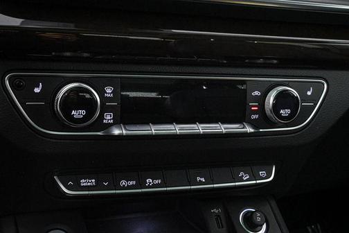 2020 Audi Q5 45 Premium Plus