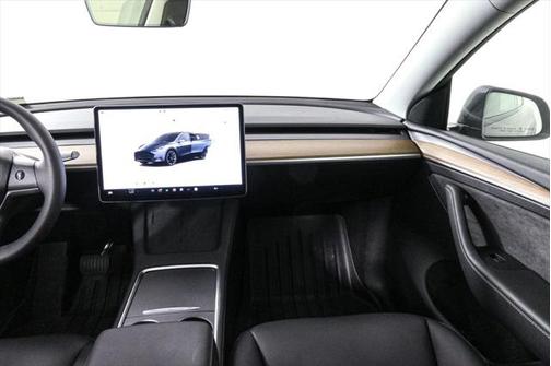 2024 Tesla Model Y Long Range Dual Motor All-Wheel Drive