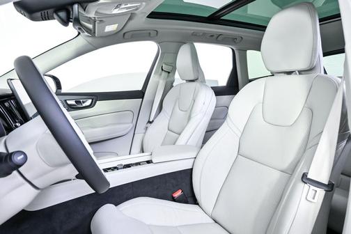 2026 Volvo XC60 Plug-In Hybrid Ultra, T8 AWD Electric/Gasoline, Dark