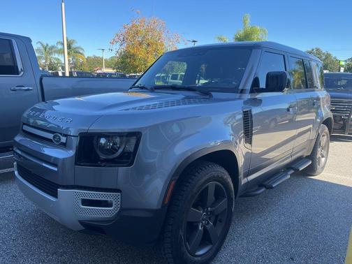 2024 Land Rover Defender 110 P500 SE