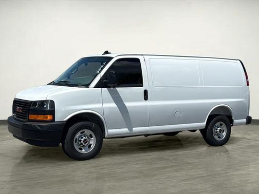 2025 GMC Savana 2500 Work Van