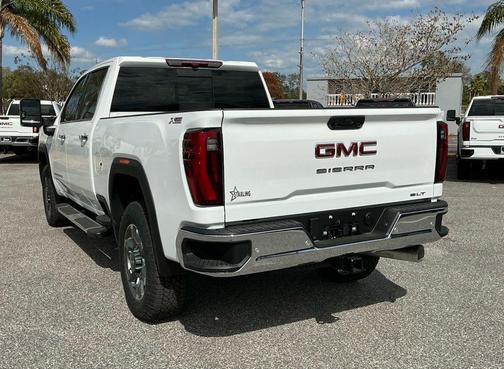 2026 GMC Sierra 2500 SLT