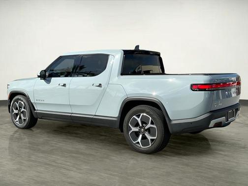 2024 Rivian R1T Adventure