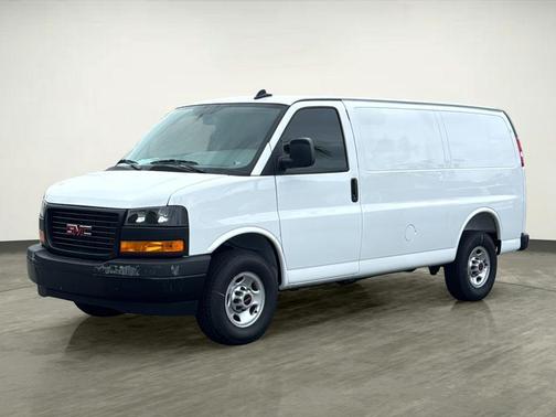 2025 GMC Savana 2500 Work Van