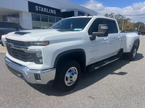 2024 Chevrolet Silverado 3500 LT