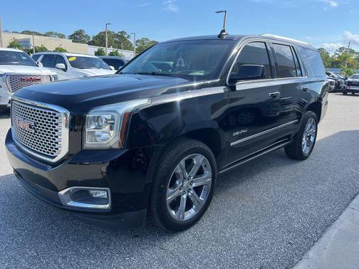 Onyx Black 2017 GMC Yukon Denali