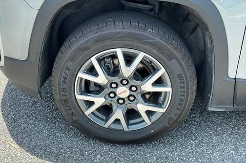 2023 GMC Acadia FWD SLT