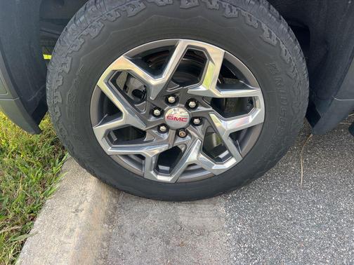 2022 GMC Sierra 1500 SLT