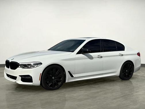 2018 BMW 530 530i