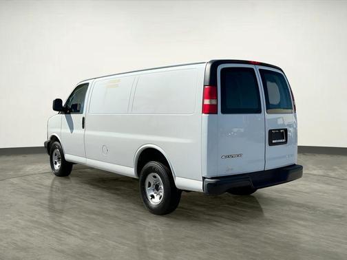 2016 Chevrolet Express 2500 Work Van