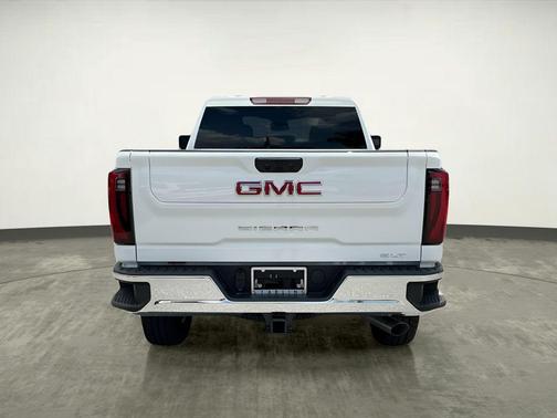 2025 GMC Sierra 2500 SLT