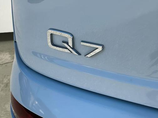 2019 Audi Q7 55 Premium Plus