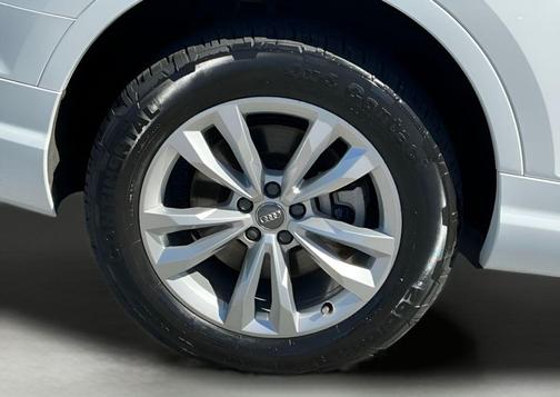 2019 Audi Q7 55 Premium Plus
