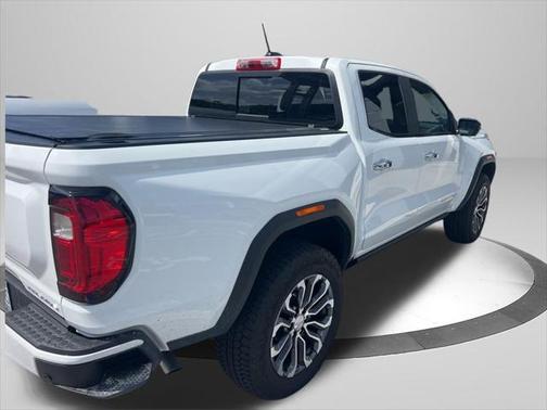 2024 GMC Canyon Denali