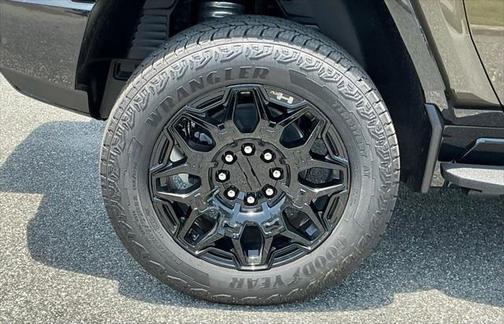 2025 GMC HUMMER EV SUV 2X