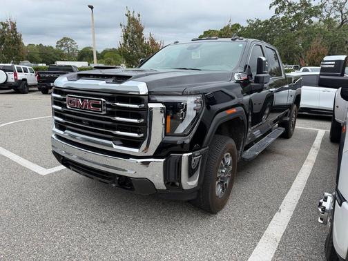 Onyx Black 2024 GMC Sierra 2500 SLT