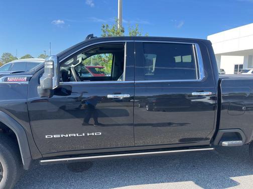 2022 GMC Sierra 3500 Denali