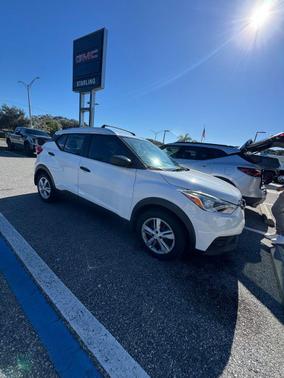 2019 Nissan Kicks S